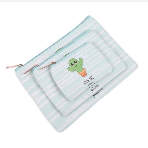 3 Piece “Hug Me Please” Bag Set - Picture 3 of 3